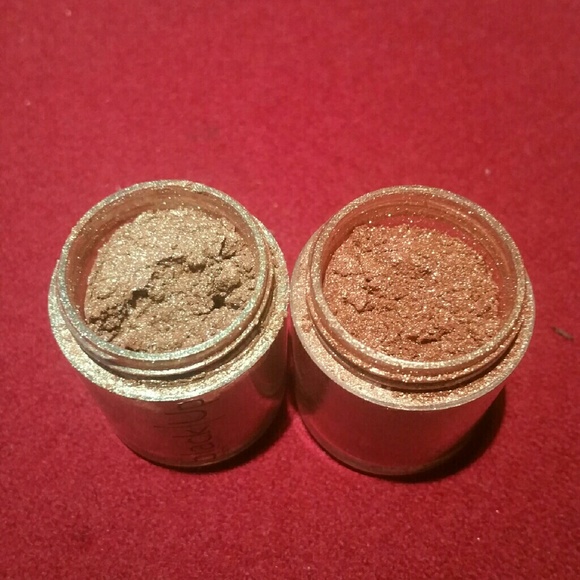 Blackup Paris Pearl Powder - Picture 4 of 4