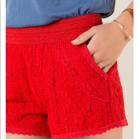 Francesca red crochet shorts with pockets