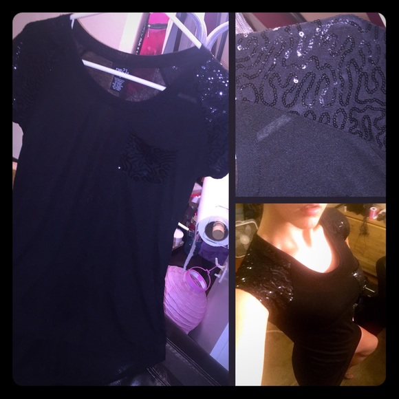 Black Sequin Shoulder Tee