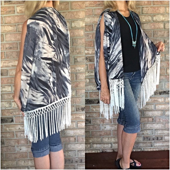 Boho Chic Kimono Cardigan Fringe SM - Picture 4 of 5