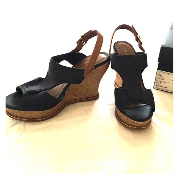 Tommy Hilfiger Footwear- size 41- wedges