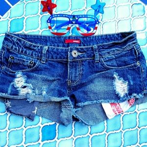 Americana shorts!  Yippie!