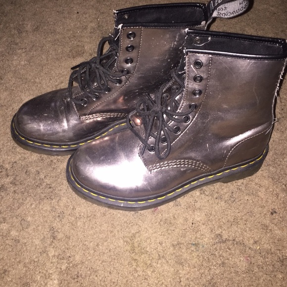 Dr. Marten Boots pewter