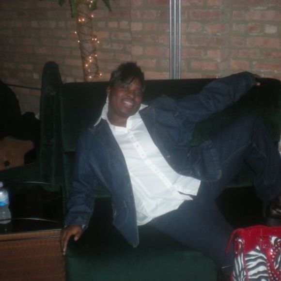 Meet your Posher, Tawunna - Picture 1 of 1