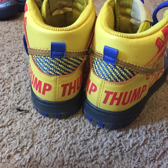 Nike Doernbecher SB - Picture 2 of 3