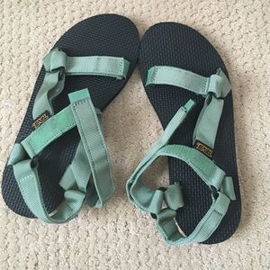 Green Tevas