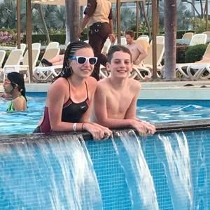 Meet your Posher, Jeannine