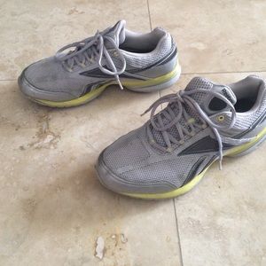Reebok sneakers 8.5 easytone