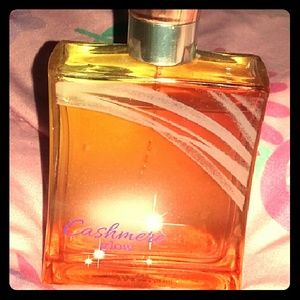 Bath and body work cashmere glow perfume