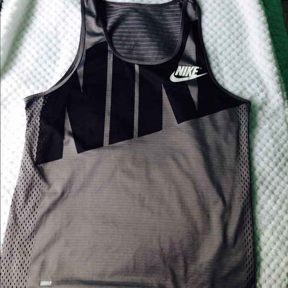 NWOT 🔴MAKE ME AN OFFER 🔴