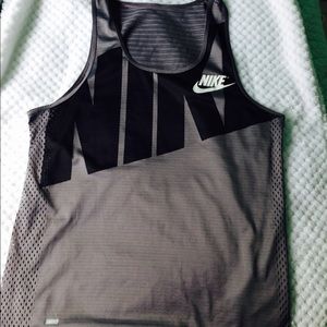 NWOT 🔴MAKE ME AN OFFER 🔴