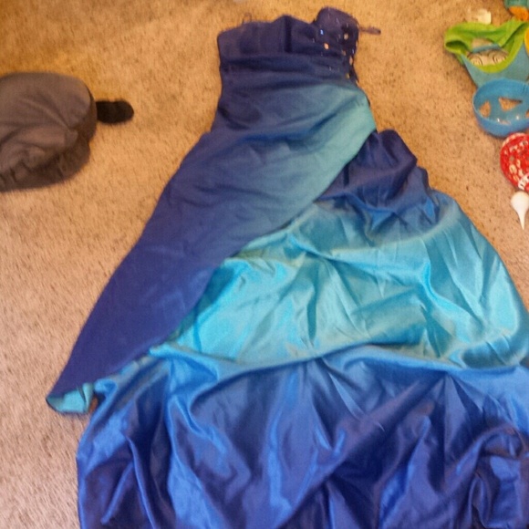 Prom Dress - Picture 2 of 3