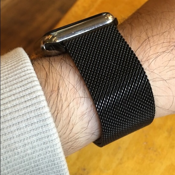 apple watch 4 gold stainless steel with black band