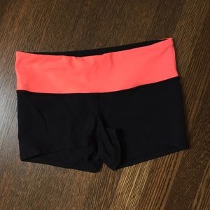 Lululemon boogie shorts
