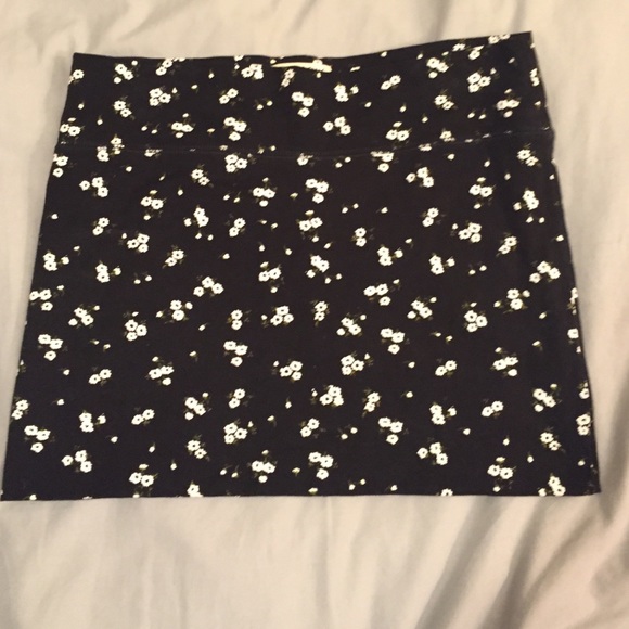 Billabong Dresses & Skirts - Floral Billabong skirt