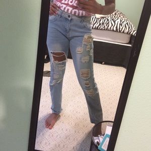 Boyfriend jeans distressed🔴LAST CHANCE 🔴