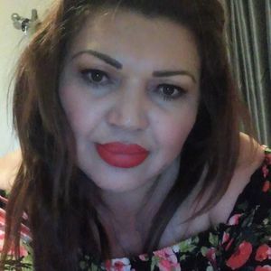 Meet your Posher, Alejandra