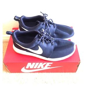 Women's Nike Roshe One