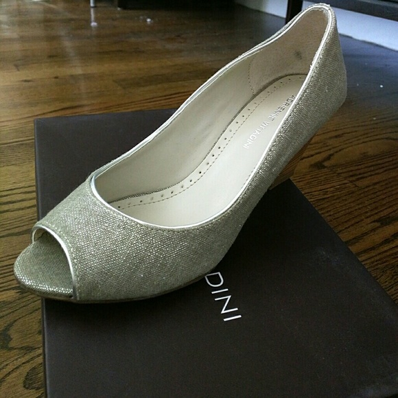 Adrienne Vittadini Open Toe Pump