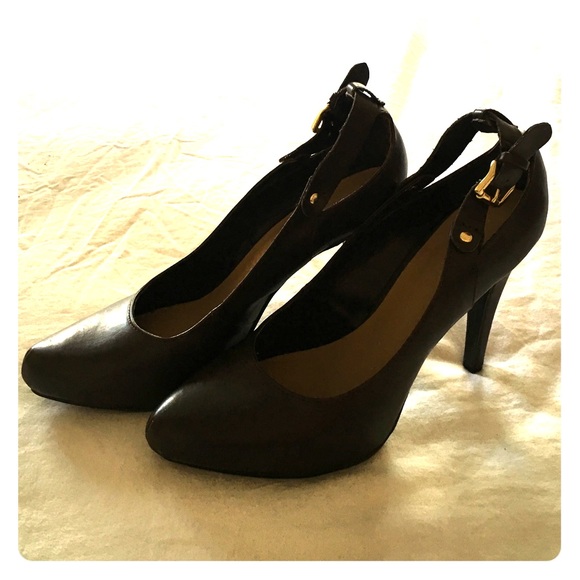 Nine West- brown and gold platform- size 9.5