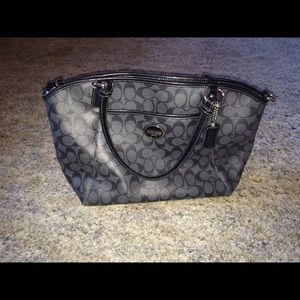 ✨COACH PEYTON POCKET TOTE✨