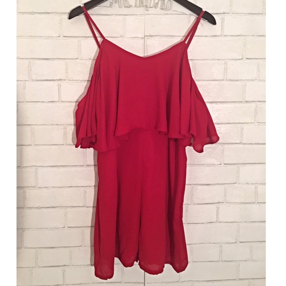 2 LEFT 🆑 Red Off the Shoulder Flutter Romped - Picture 3 of 4