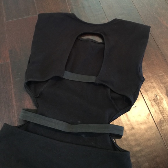 Amazing black dress! - Picture 3 of 4