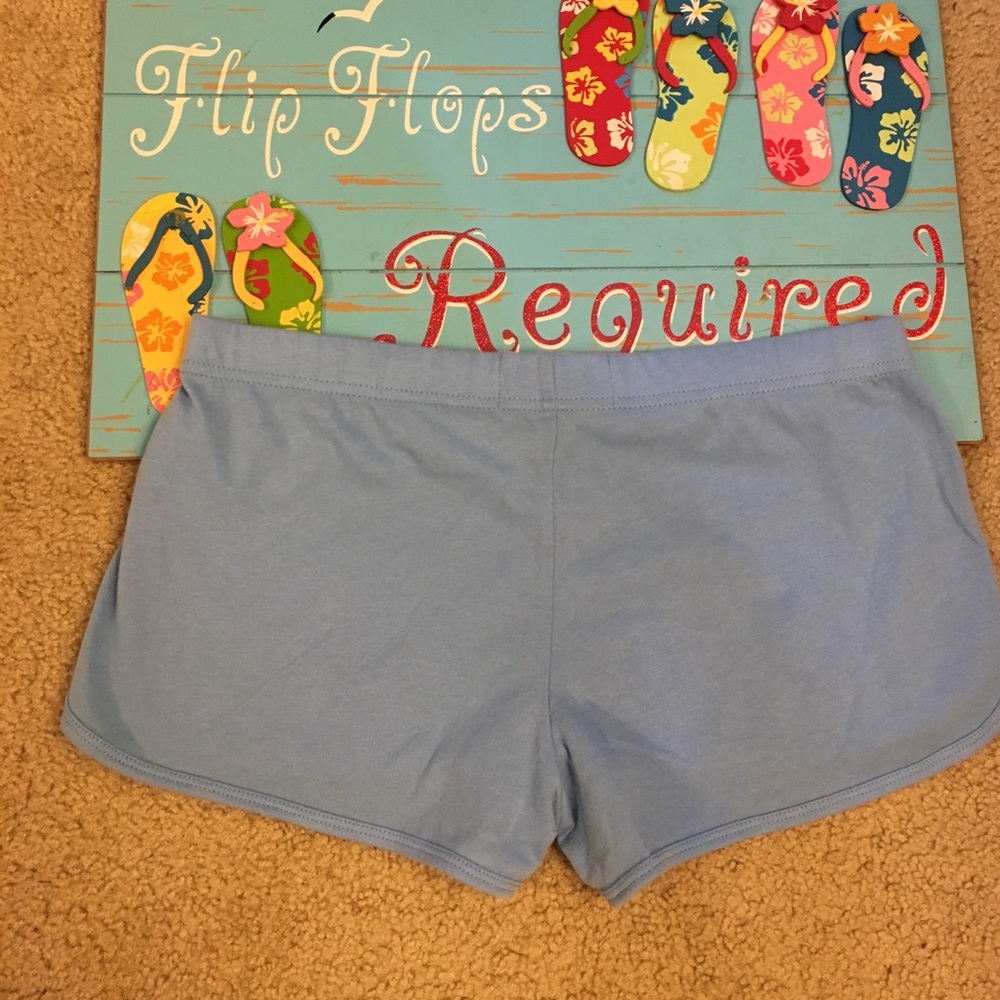 💙Like new Hollister shorts💙 - Picture 7 of 8