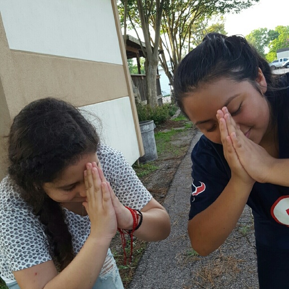 Meet your Posher, Abril