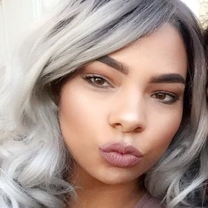 Meet your Posher, Sam