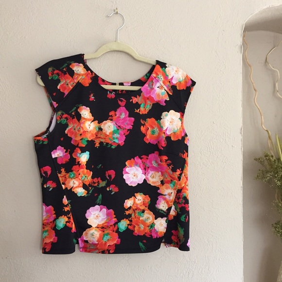 Robert Rodriguez Floral Tank and Pants - Picture 2 of 4