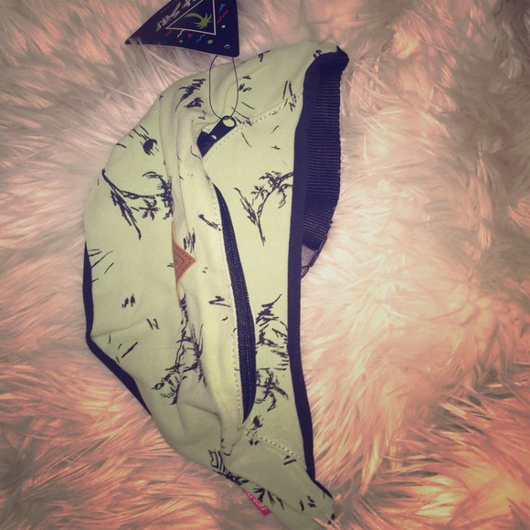 Catch surf fanny pack