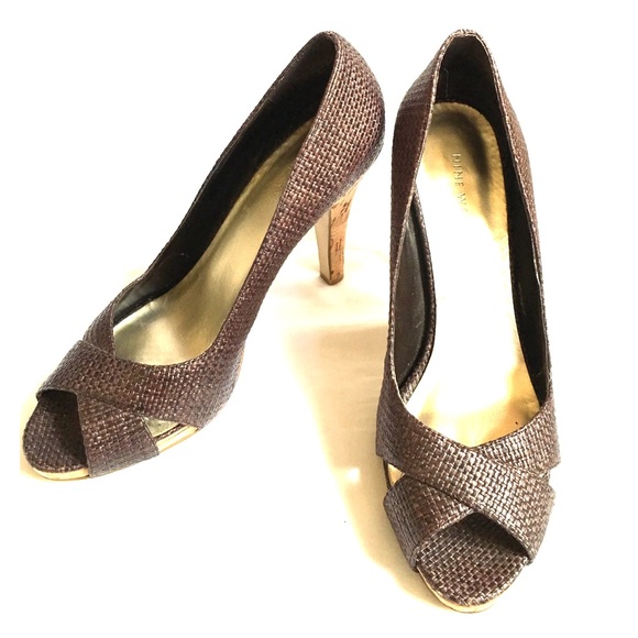 Nine West Shoe- size 10- brown and cork