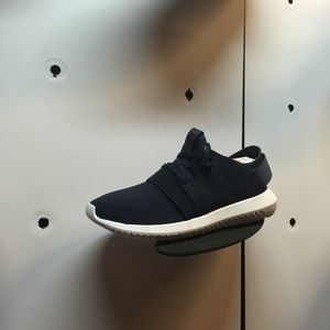 Meet your Posher, Carmen