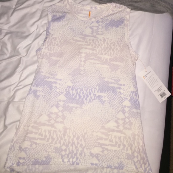 Lucy muscle tank