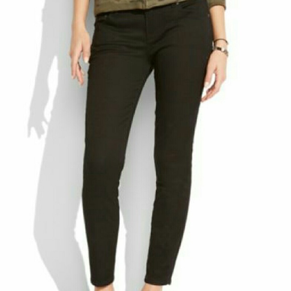 Black Lolita Capri