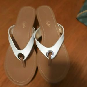 American Eagle sandals