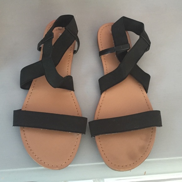 Madden girl black strappy sandals. Size 10