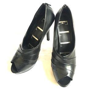 Elle peep toe platform heal-size 9.5