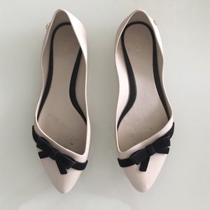 Melissa beige flats with black bow