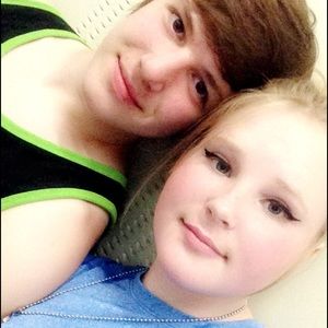 Meet your Posher, Kendra