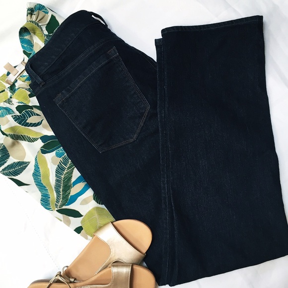NWT Straight Leg Dark Jeans