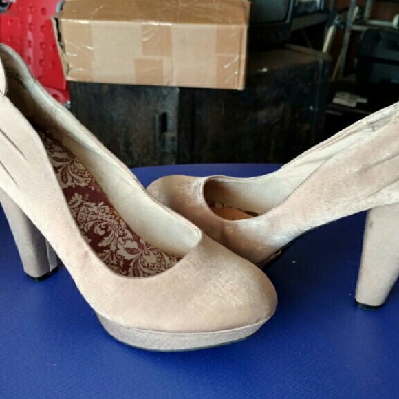 Rocket dog heels worn once