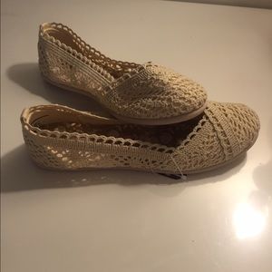 Crochet flats