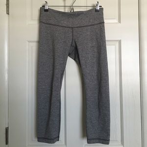 Lulu lemon grey crop leggings