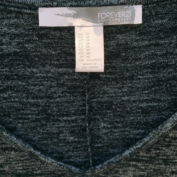Black and gray v neck sweater - Picture 3 of 4