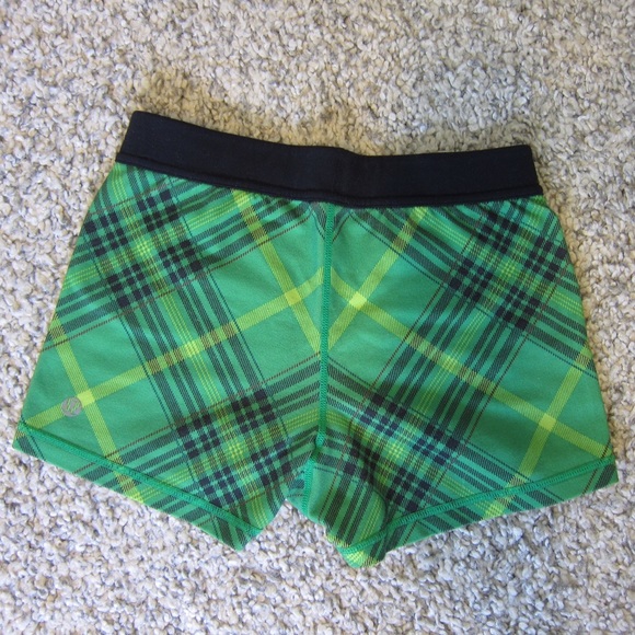 Lululemon athletica plaid spandex shorts