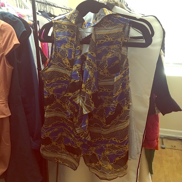 Blue top size 0-2