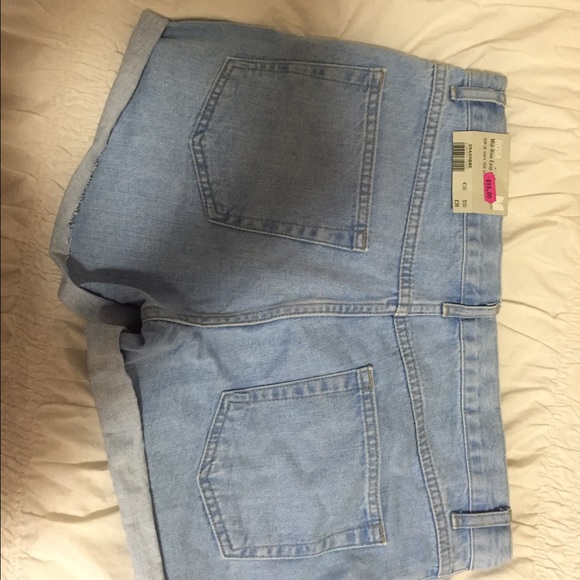 TOPSHOP ROSA SHORTS - Picture 2 of 2