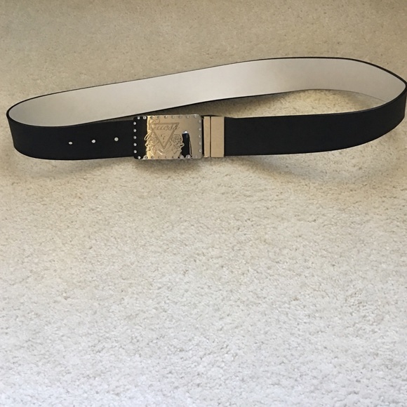 Guess belt